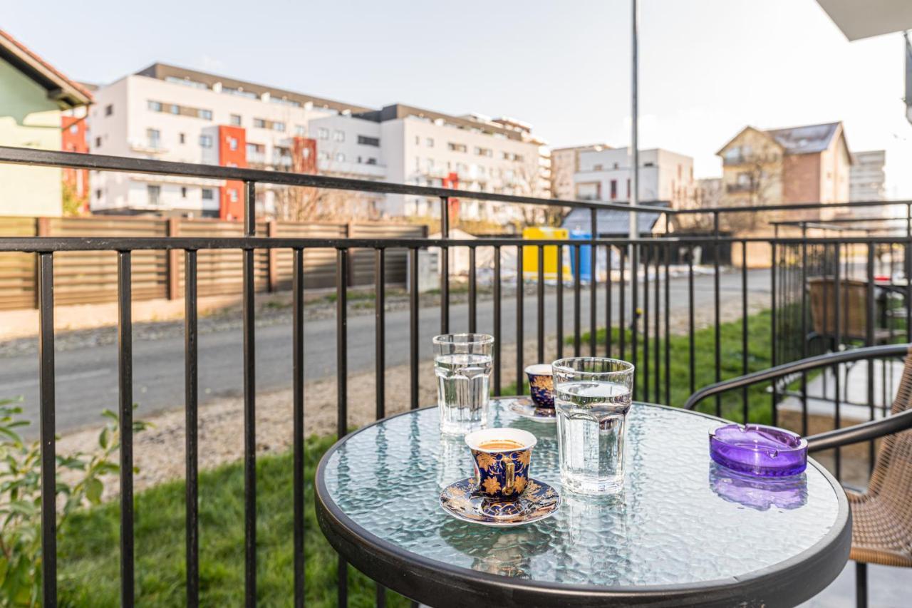 Apartamente Lavender Braşov Exteriör bild